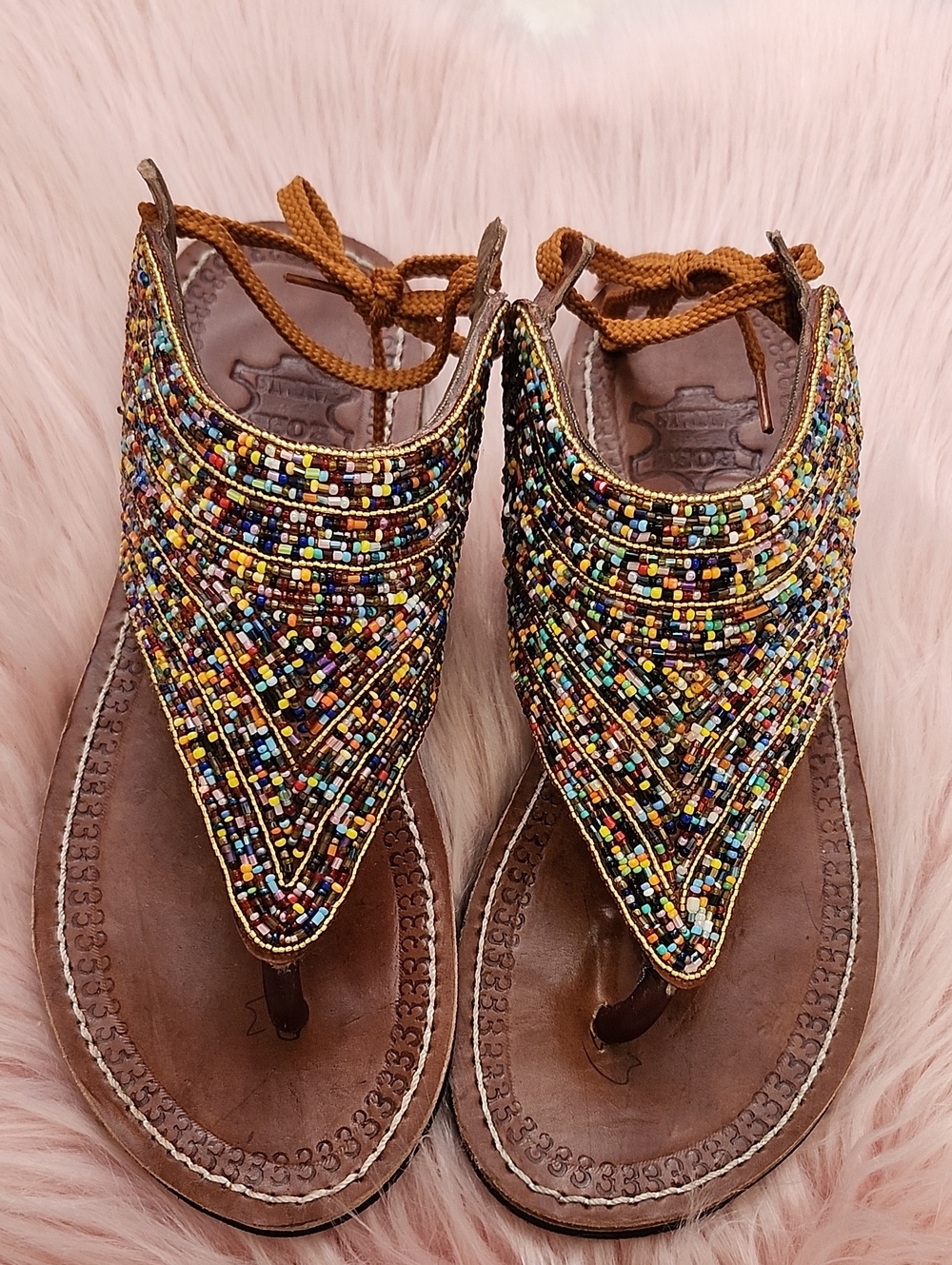 PRE-LOVED ROSE SANDALS COLORFUL BEADED FLAT THONG SANDALS-43
